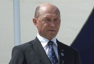 Băsescu: Elitele trebuie să se angreneze în politică